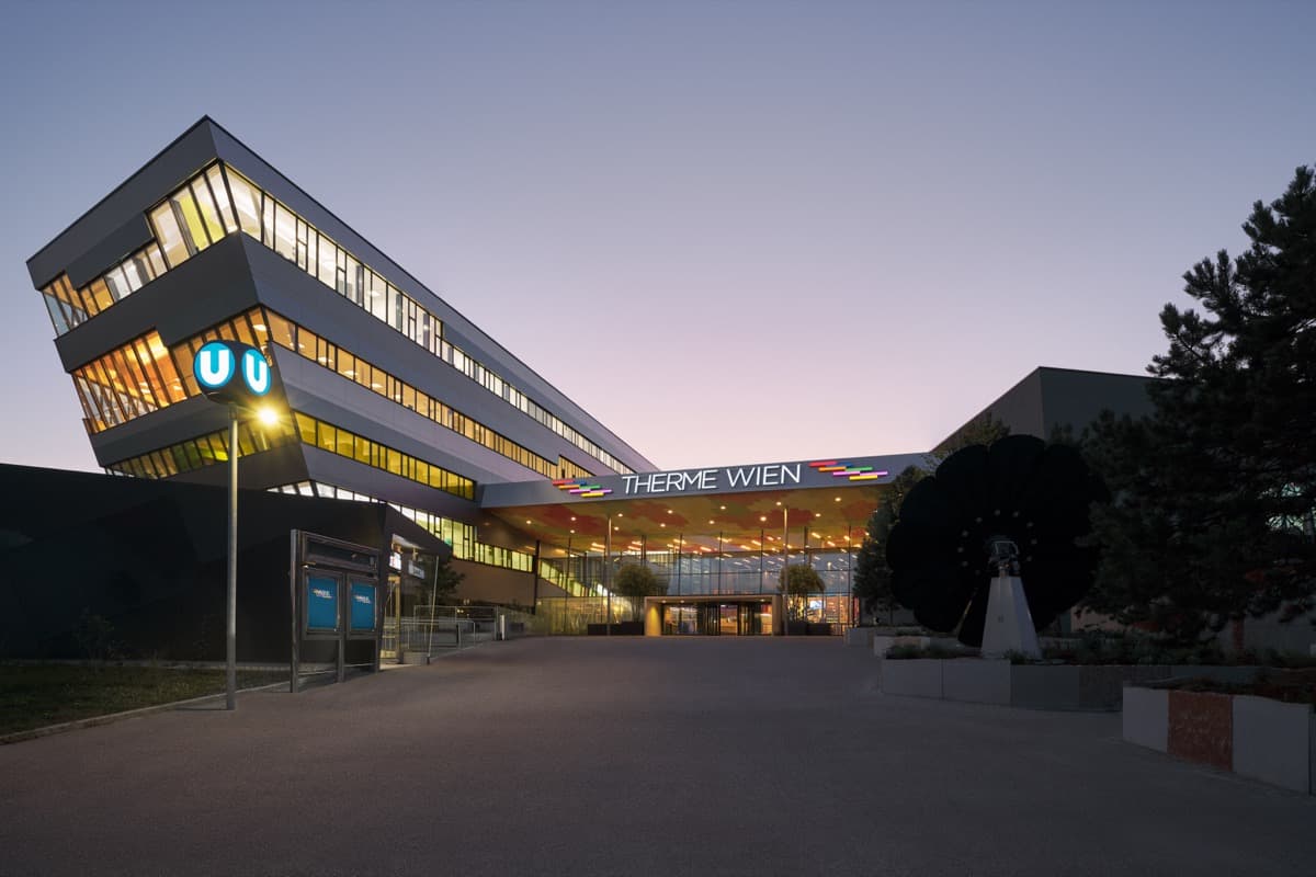 Therme Wien Eingangsbereich