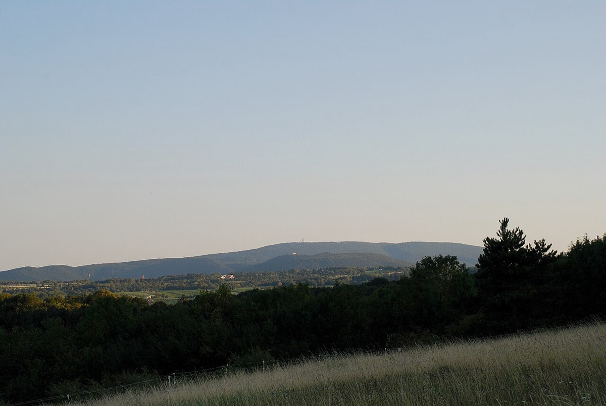 husarentempel anninger